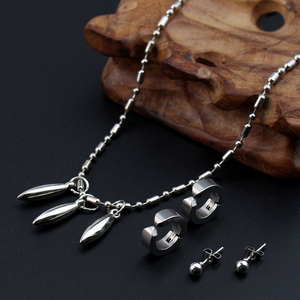 Accessoire d'animation Anime Cos <span class=keywords><strong>Miyamura</strong></span> Izumi : Boucles d'oreilles à clip avec chaîne, style punk, bijoux cool pour homme, ensemble d'accessoires - Product Image 4