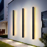 Lampe murale minimaliste en acier inoxydable noir avec abat-jour en acrylique LED, durée de vie de 30 000 heures, pour couloir, jardin, style nordique moderne