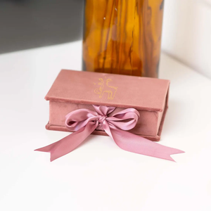 صندوق هدايا مخملي مخصص بشعار وصورة، صندوق تذكاري للتخزين مع شريط، تغليف أنيق مصنوع يدويًا ومخصص للمجموعات - Product Image 2