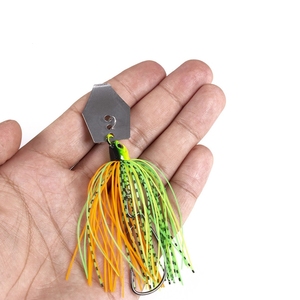 Haut droit RJ004 11g 100mm jupe en caoutchouc Jig <span class=keywords><strong>leurre</strong></span> de pêche <span class=keywords><strong>Chatterbait</strong></span> lame appât avec jupe en caoutchouc Buzzbait leurres de pêche matériel - Product Image 4
