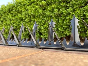 ตกแต่งรั้ว<span class=keywords><strong>ลวด</strong></span>หนามเพื่อความปลอดภัยป้องกันการปีนวัสดุ<span class=keywords><strong>ลวด</strong></span>เหล็กเคลือบผงลวดเหล็ก - Product Image 4