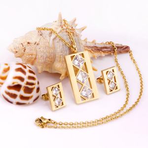 Conjunto de Joyería de Boda de Color Dorado para Novia, Conjunto de Joyería de Acero Inoxidable para Mujer con Circonita - Product Image 4