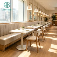 Ensemble de mobilier commercial Ron Group pour restaurant : Table carrée en marbre, chaise rembourrée en tissu, banquette personnalisée