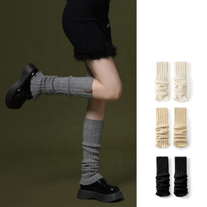 Chaussettes longues d'hiver élégantes avec logo personnalisé, chaussettes en tricot à effet plissé, chaussettes longues pour femmes, chaussettes chaudes d'hiver - Product Image 1