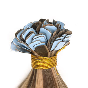 1x1cm Mini nastro russo in <span class=keywords><strong>capelli</strong></span> umani Remy adesivo evidenziatore <span class=keywords><strong>capelli</strong></span> umani extension doppio disegnato 11A grado nastro lungo nella trama dei <span class=keywords><strong>capelli</strong></span> - Product Image 1