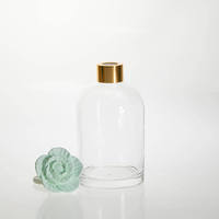 Encens de parfum de maison de luxe pour diffuseur de roseaux Bouteille en verre transparente unique avec bouchon noir quantité minimale de commande 100 pièces