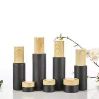 Botol Krim Kaca Hitam dengan Pompa Semprot, Tutup Kayu Motif Serat, Ramah Lingkungan, Kemasan Perawatan Kulit, 30ml 2oz Botol Kaca