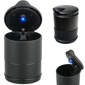 ที่เขี่ยบุหรี่ในรถยนต์พร้อมไฟ LED สีดำ ที่วางแก้วแบบพกพาสำหรับใช้ในรถยนต์ - Product Image 1