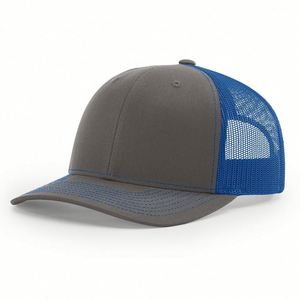 Casquette Trucker Richardson 112 personnalisée avec patch en cuir et filet - Product Image 4