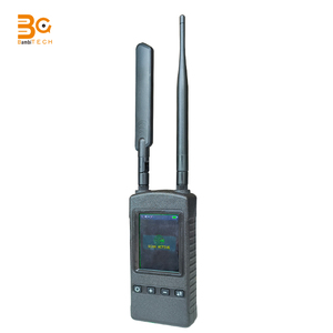 เครื่องตรวจจับโดรนแบบพกพา 300MHz-8GHz พร้อมแบตเตอรี่ในตัว 8000mAh สำหรับ FPV DJI Autel ติดตามตำแหน่งแบบเรียลไทม์ - Product Image 1