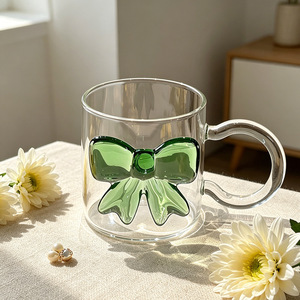 Tasse <span class=keywords><strong>à</strong></span> <span class=keywords><strong>eau</strong></span> transparente en <span class=keywords><strong>verre</strong></span> borosilicate <span class=keywords><strong>rose</strong></span> de luxe léger avec grand nœud, poignée et design moderne, résistante aux hautes températures - Product Image 4