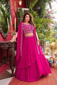 Lehenga Choli Rosa Bordado Más Vendido para Mujer, Traje Étnico para Fiesta con Dupatta a Juego, Disponible en Grandes Cantidades - Product Image 2