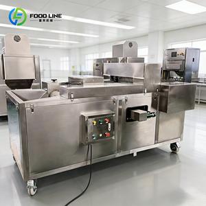 Machine industrielle pour dénoyauter les olives, enlever les noyaux et extraire les olives - Product Image 1