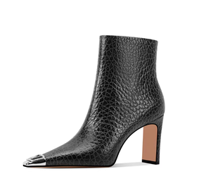 Bottes Martin à <span class=keywords><strong>talon</strong></span> épais confortables et polyvalentes en cuir véritable noir à bout pointu et doublure en fourrure, nouvelle collection hiver, personnalisables par le fabricant - Product Image 3