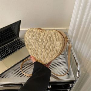 New Fashion Lady Women's Crossbody Mini Wallet Bag PU Leather Rattan <b>Shoulder</b> <b>Strap</b> Chain Heart Shape Geometric Stylish Straw - Product Image 3