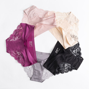 Donne Macchia di Lusso di Seta del Ghiaccio Intima <span class=keywords><strong>Slip</strong></span> Sexy Biancheria Intima di Seta Tattile Senza Soluzione di Continuità di Un pezzo Francese Mutandine di Pizzo