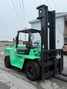 Efficient and Powerful 8ton Diesel <b>Used</b> Mitsubishi FD80 Forklift Budget-friendly Japan Original Mitsubishi FD80 Forklift - Product Image 4