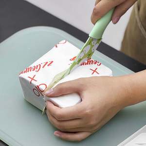 Empaquetado de Papel a Prueba de Grasa e Impermeable de Grado Alimenticio con Logotipo Impreso Personalizado de Fábrica para Envolver Hamburguesas, Sándwiches, Pizza y Pan - Product Image 4