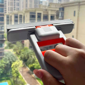 Cây lau nhà mini có dụng cụ vệ sinh để bàn cầm tay tự vắt thay thế cho sàn nhà, tường và gạch Thiết kế nhẹ - Product Image 1