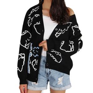 Maglione lavorato a maglia da <span class=keywords><strong>donna</strong></span> con costume 2024 OEM & ODM <span class=keywords><strong>maglieria</strong></span> a maniche lunghe Nuovo cappotto autunnale e invernale Cardigan dinosauro con cartoni animati - Product Image 1