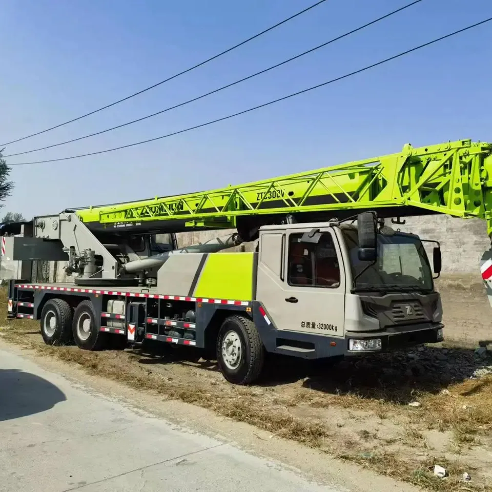 QY35V QY35 Zoomlion mounted truck cranes/ZTC25V ZTC300 ZTC800V Chinese used 35 ton mobile truck crane for sale