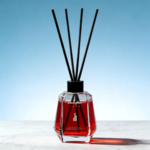 ขวดแก้วทรงหลายเหลี่ยมทำมือขนาด 200 มล. รุ่นใหม่ปี 2026, น้ำหอมปรับอากาศแบบก้านไม้หอมคุณภาพพรีเมียม ใสเหมือนคริสตัล, ของตกแต่งบ้านและโรงแรม กลิ่นอโรมาเธอราพี - Product Image 1