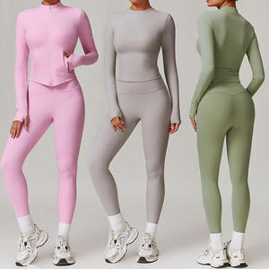 Ensemble haut sans manches léger et imperméable à col montant zippé et leggings push-up pour femmes grandes tailles, idéal pour la gym, les loisirs et le quotidien - Product Image 1
