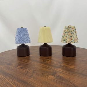 Lámparas de Mesa Modernas para Decoración del Hogar, Luz Nocturna Creativa con Forma de Paraguas para Dormitorio, Novedad - Product Image 3