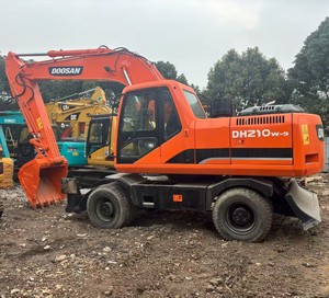 รถขุดล้อยาง Doosan DH210W-9 มือสอง รับประกัน 1 ปี ผ่านการรับรองมาตรฐาน CE และ EPA น้ำหนัก 21 ตัน รถขุดขนาดใหญ่ Doosan DH210W-9 มือสอง มีสินค้าในสต็อก - Product Image 1