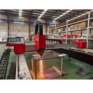 เครื่องตัดไฟเบอร์เลเซอร์อเนกประสงค์ 3KW พร้อมมอเตอร์เซอร์โวเดลต้า และระบบ CNC 4 แกน สำหรับแผ่นเหล็กคาร์บอน ขนาด 3000x1500 มม. - Product Image 1