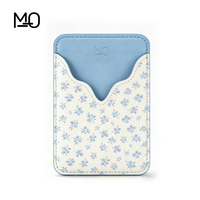 Porte-cartes vertical court personnalisable élégant pour femme avec design sur mesure, portefeuille de voyage avec protection RFID