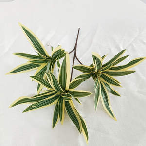 Productos al por mayor Simulación de lirio artificial Jardín en maceta Paisajismo Plantas artificiales modernas para interiores - Product Image 6