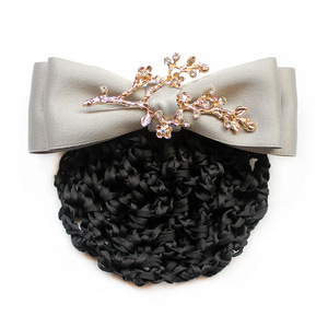 Barrette à <span class=keywords><strong>cheveux</strong></span> pour <span class=keywords><strong>femme</strong></span> avec nœud en dentelle et filet pour chignon - Polyester et métal 12cm - Product Image 2