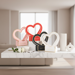 Bolsa de Papel Kraft para Regalo de Flores Frescas con Diseño de Asa Troquelada de Lujo en Forma de Corazón y Logotipo Personalizado Disponible - Product Image 1