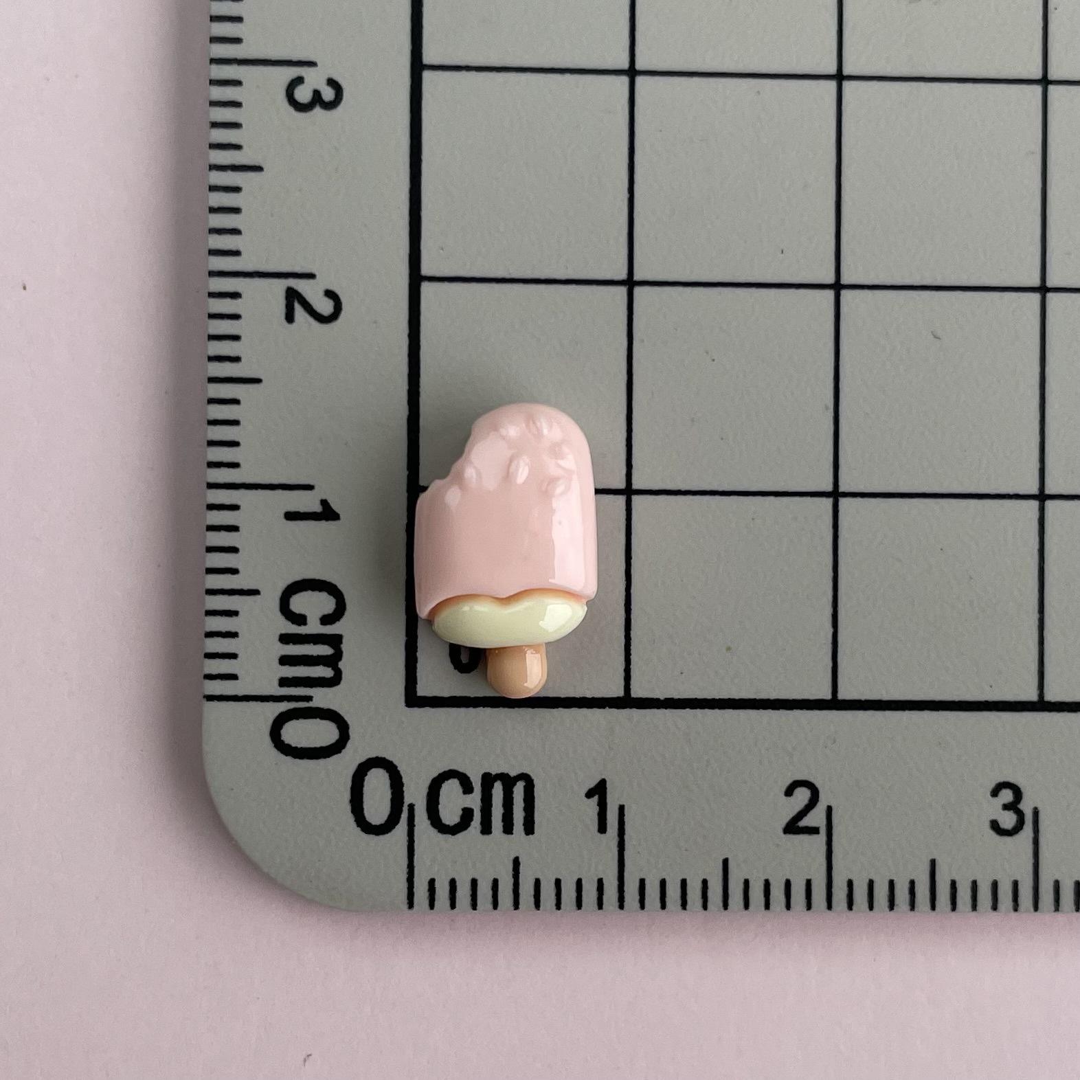 3 * pink ice cream Small