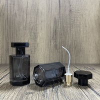 Botol Parfum Heksagonal Kaca Hitam Modern 30ml/50ml/100ml Atomizer Semprot Halus Kemasan Mewah dengan Hot Stamping