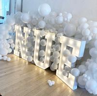 Letras Decorativas Clásicas Retro con Marco Metálico y Bombillas, para Decoración de Interiores de Estilo Vintage y Nostálgico para Tabernas