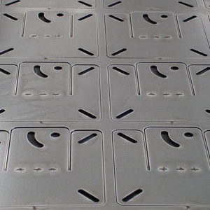 Pièces de fabrication en tôle d'<span class=keywords><strong>aluminium</strong></span> découpées au <span class=keywords><strong>laser</strong></span> à <span class=keywords><strong>prix</strong></span> abordable, pliage, soudage, tournage, anodisation/peinture en poudre, ISO9001 - Product Image 5