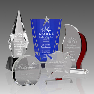Trofeo de Cruz Maltesa de cristal personalizado con grabado gratuito, regalo de negocios, trofeo de cristal decorado - Product Image 2