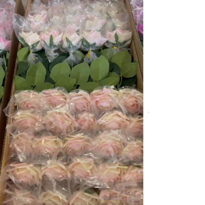 Bouquet de roses artificielles de haute qualité en gros - Plusieurs couleurs pour la décoration de la maison, des fêtes, des mariages, de Pâques, de la fête des mères, d'Halloween - Product Image 5