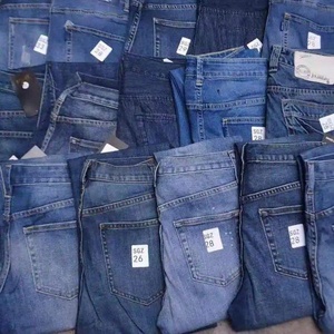 Pantalones Vaqueros de Marca para Hombre y Niño, Excedentes de Inventario a Precio Super Bajo, Jeans Ajustados y Rectos - Product Image 3