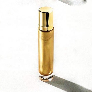 عينة مجانية من زيت لامع جسم برونزي لاشعة سائلة ولامعة بدون شعار <span class=keywords><strong>Born</strong></span> to Glow - Product Image 3