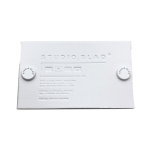 Thiết Kế Thời Trang Tùy Chỉnh Riêng Logo Debossed Đen Trắng Chính Hãng Da Thật Nhãn Vá Với Nsap Nút Cho Quần Áo - Product Image 5