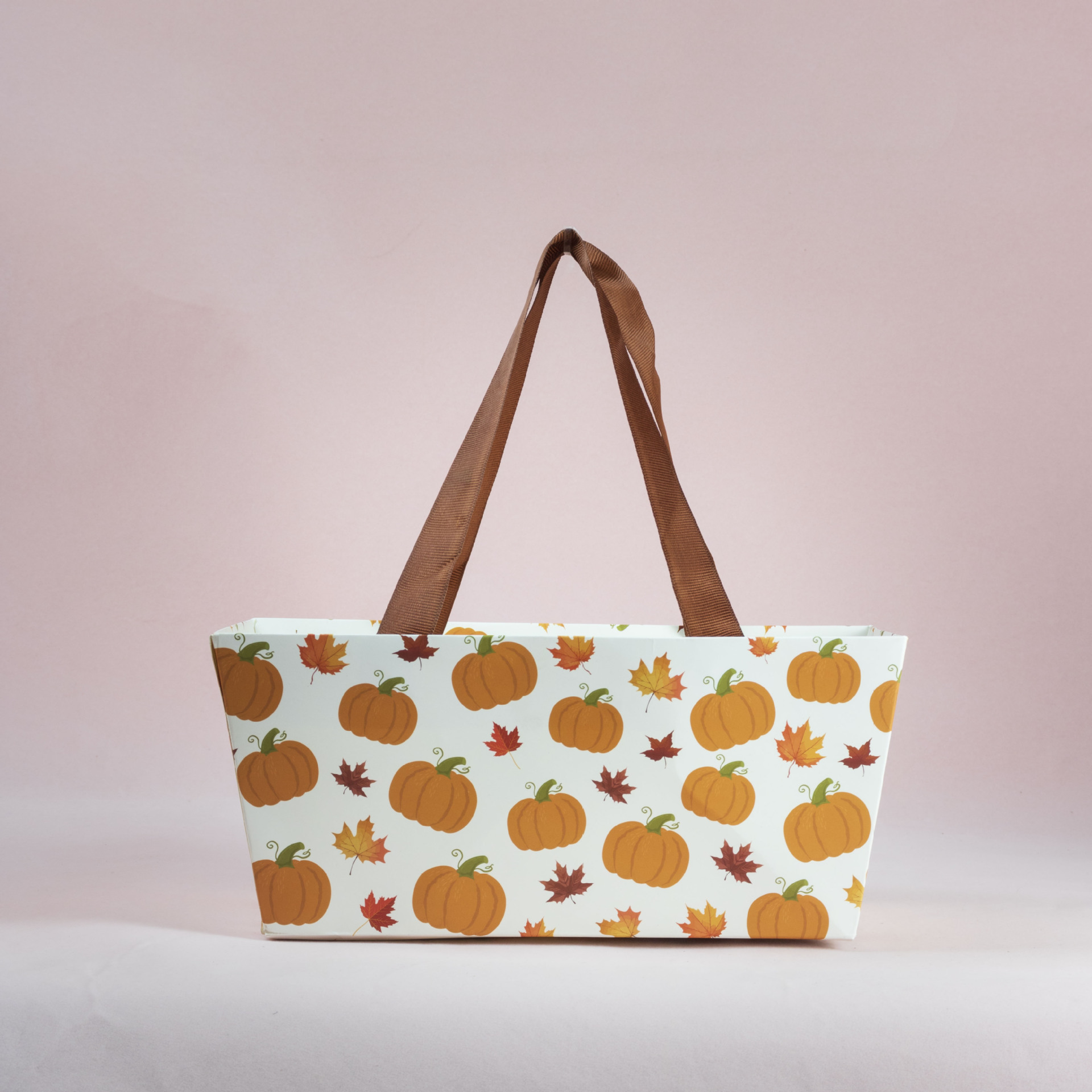 Pumpkin trapezoidal basket tote bag
