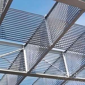 Peldaños Antideslizantes Duraderos y Modernos de Acero Galvanizado y Inoxidable Tipo T4, Rejilla Dentada para Escaleras, Placa Antideslizante - Product Image 1