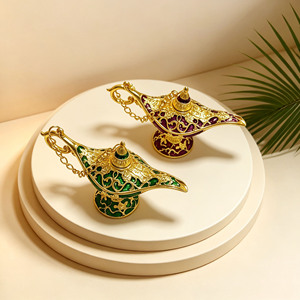 Lampe d'Aladdin de style classique européen et américain, petite lampe décorative en alliage à motifs avec base en métal plaqué or, thème ange - Product Image 6