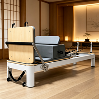Camas de Pilates de Grado Comercial Blancas con Plataforma de Salto para Entrenamiento en Gimnasios y Yoga