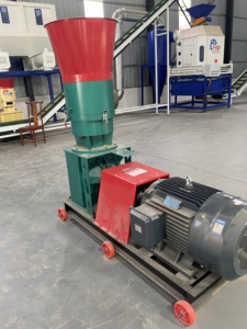 Nouvelle machine à granulés d'aliments pour animaux pour moutons, vaches, porcs, poulets, à haute efficacité, faible <span class=keywords><strong>consommation</strong></span> d'énergie, capacité de 1T/H - Product Image 4