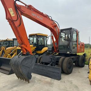 รถขุดตีนตะขาบฮิตาชิ ZX130 ขนาด 13 ตัน รุ่นปี 2022 มือสอง เครื่องยนต์กำลัง 93 กิโลวัตต์ ปั๊มไฮดรอลิก เกียร์ PLC มอเตอร์ ได้รับการรับรอง - Product Image 1