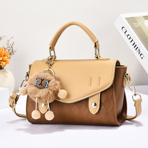 Bolso de Mano Tipo Satchel para Mujer, con Bloques de Color, Adorno de Pompón, Correa Extraíble, Cierre de Solapa Clásico, para Uso Diario - Product Image 1